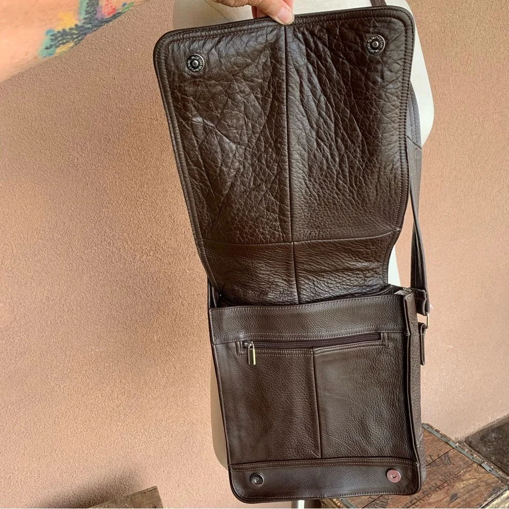 Cartago Leather Crossbody Messenger Bag